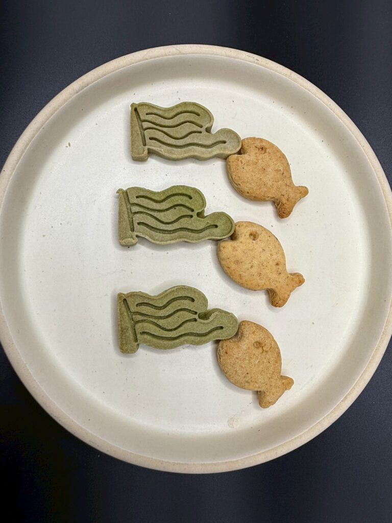 ヤギミルククッキー 魚＆ワカメ